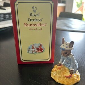 Royal Doulton Bunnykins Seaside 1998 Figurine